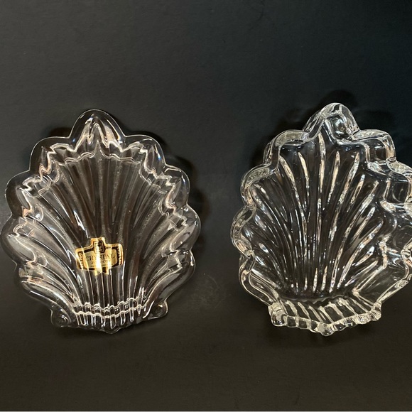 Vintage Zajecar Crystal Shell Trinket Box made in Yugoslavia - Picture 6 of 8